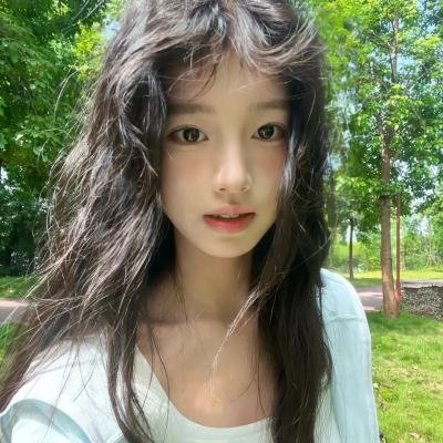 迷雾中的她