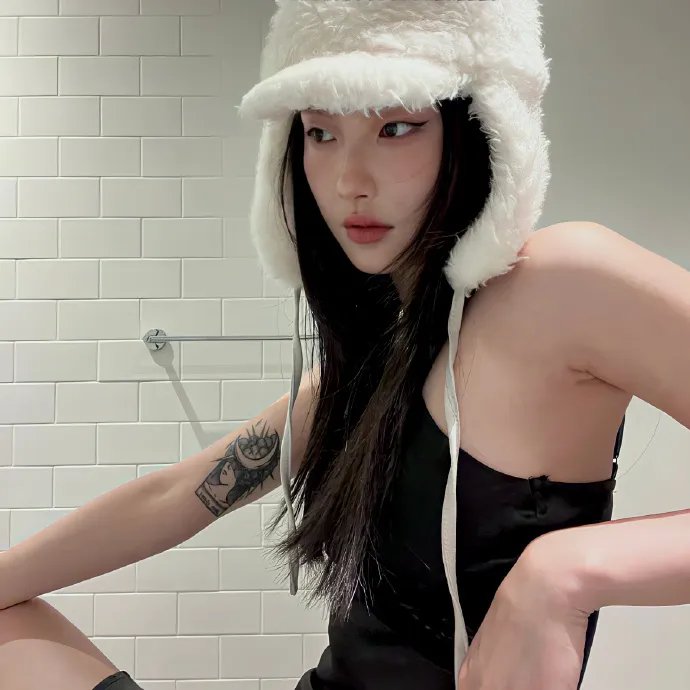 赤裸的美奈子